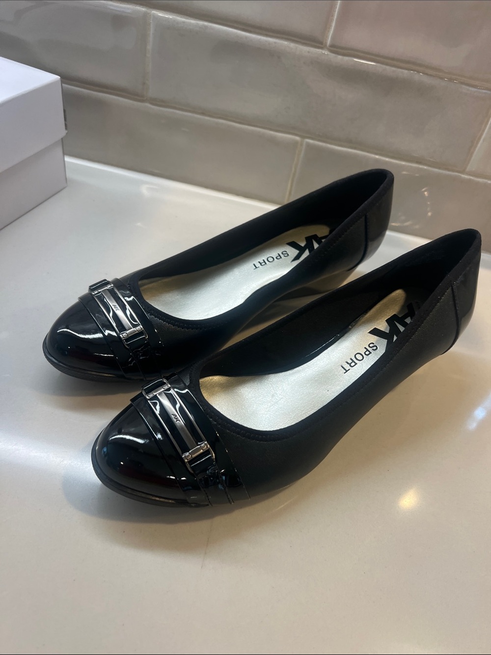 Anne Klein Women's Black Slip-On Wedge with Metallic Accent NWT 9.5 - Picture 7 of 10